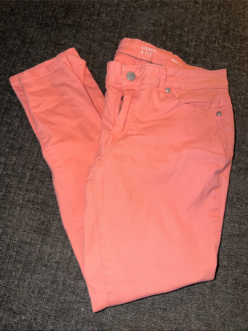 crown & ivy Skinny Jeans in Coral Pink